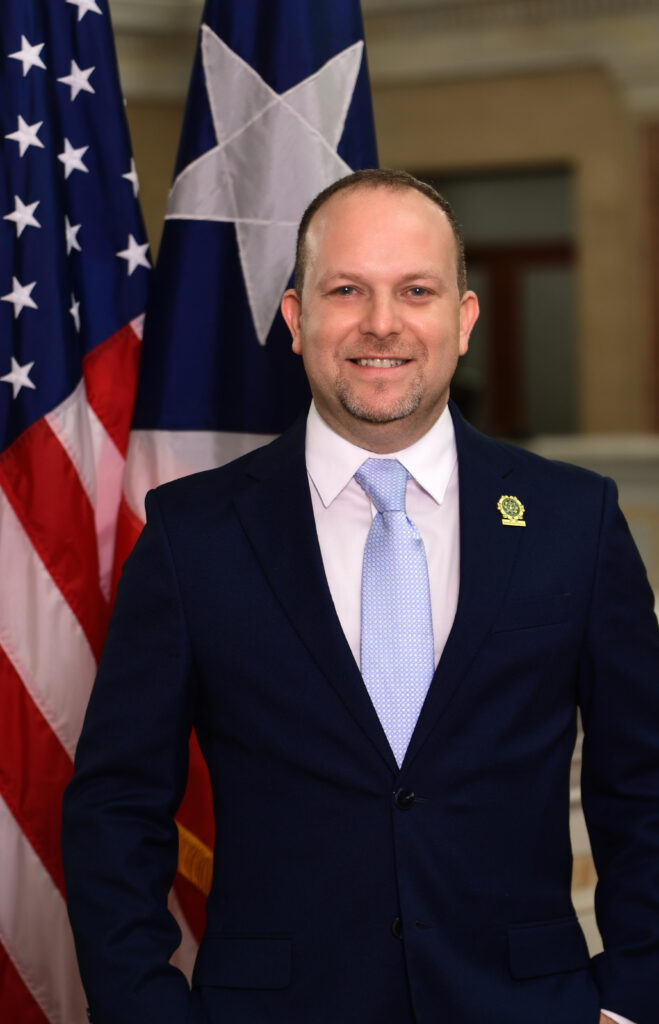 Roberto J. López Román